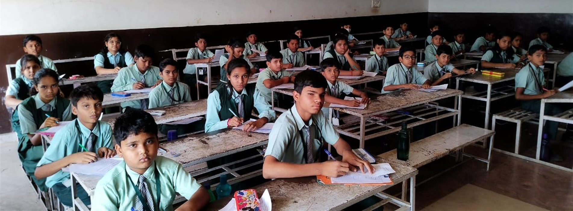 Eklavya English School | Eklavya English School Arjunda Saraipali - Arjunda School Children